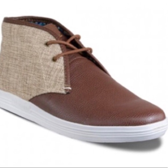Ben Sherman - Two time chukka boots